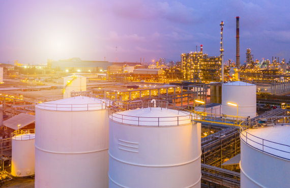 It can be a challenge to know where product is in the distribution chain and its quantity. 