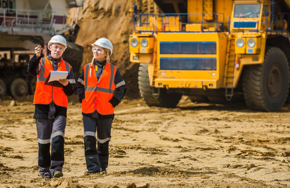 Les circuits de lixiviation sont employés pour extraire le métal du minerai par dissolution chimique.  Les circuits de lixiviation sont employés pour extraire le métal du minerai par dissolution chimique.